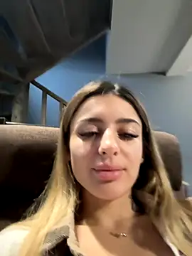 Snapshot of Jasmine_urPrincess chatting on November 9, 2025, 6:23 am Jasmine urPrincess online show from November 9, 2025, 6:23 am