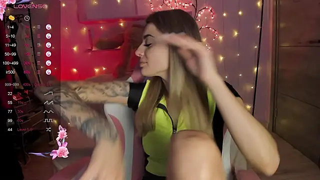 Snapshot of Jasmine_urPrincess chatting on February 28, 2026, 5:41 am Jasmine urPrincess online show from February 28, 2026, 5:41 am