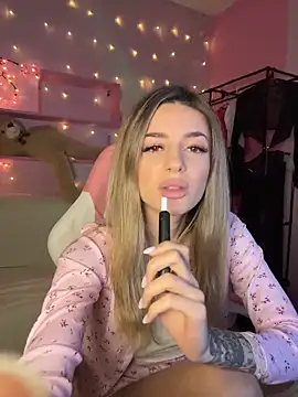 Snapshot of Jasmine_urPrincess chatting on March 9, 2026, 5:22 am Jasmine urPrincess online show from March 9, 2026, 5:22 am