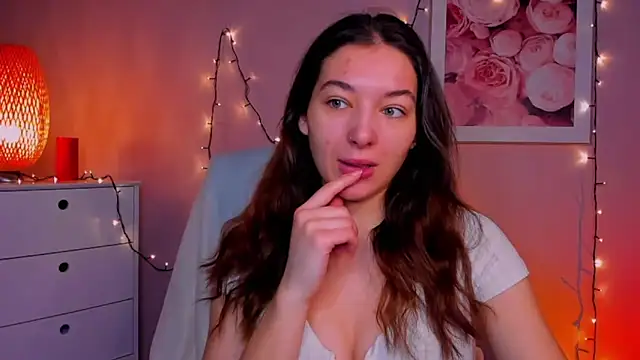 Snapshot of Meagn_Extasy chatting on January 18, 2025, 7:28 am Meagn Extasy online show from January 18, 2025, 7:28 am