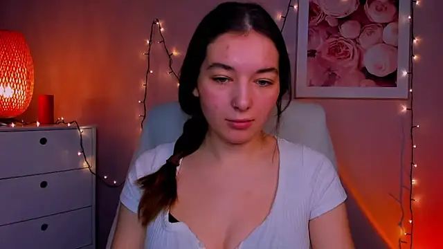 Snapshot of Meagn_Extasy chatting on January 18, 2025, 10:39 am Meagn Extasy online show from January 18, 2025, 10:39 am