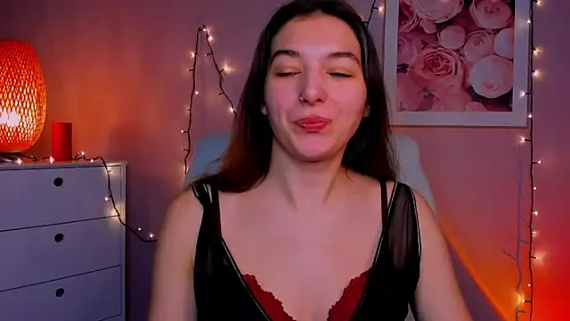 Snapshot of Meagn_Extasy chatting on January 19, 2025, 10:39 am Meagn Extasy online show from January 19, 2025, 10:39 am