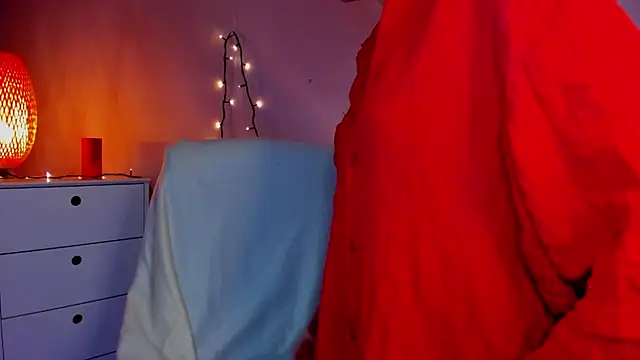 Snapshot of Meagn_Extasy chatting on February 3, 2025, 2:24 pm Meagn Extasy online show from February 3, 2025, 2:24 pm