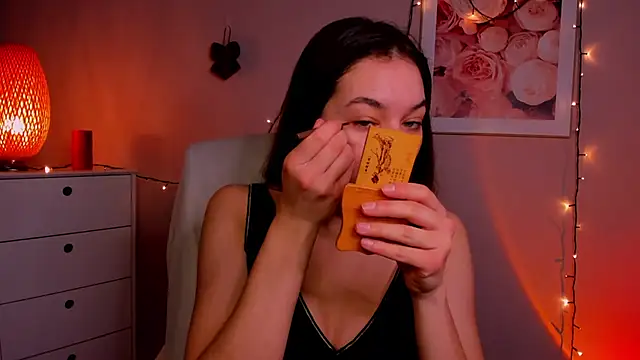 Snapshot of Meagn_Extasy chatting on February 14, 2025, 7:38 am Meagn Extasy online show from February 14, 2025, 7:38 am