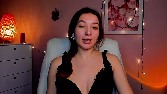 Snapshot of Meagn_Extasy chatting on February 26, 2025, 6:00 pm Meagn Extasy online show from February 26, 2025, 6:00 pm