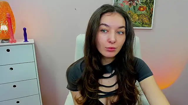 Snapshot of Meagn_Extasy chatting on December 15, 2025, 7:45 am Meagn Extasy online show from December 15, 2025, 7:45 am