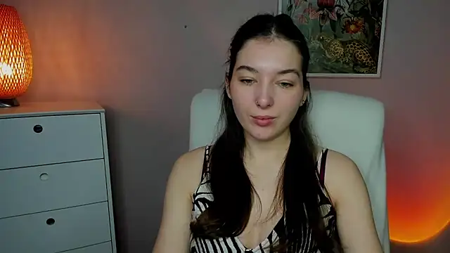 Snapshot of Meagn_Extasy chatting on December 18, 2025, 8:53 am Meagn Extasy online show from December 18, 2025, 8:53 am