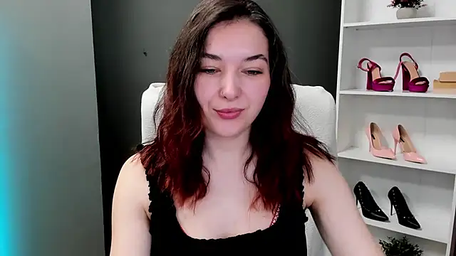 Snapshot of Meagn_Extasy chatting on May 4, 2026, 6:53 am Meagn Extasy online show from May 4, 2026, 6:53 am
