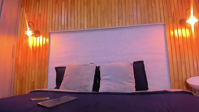 Snapshot of amelialeen7 chatting on December 22, 2024, 1:22 pm amelialeen7 online show from December 22, 2024, 1:22 pm