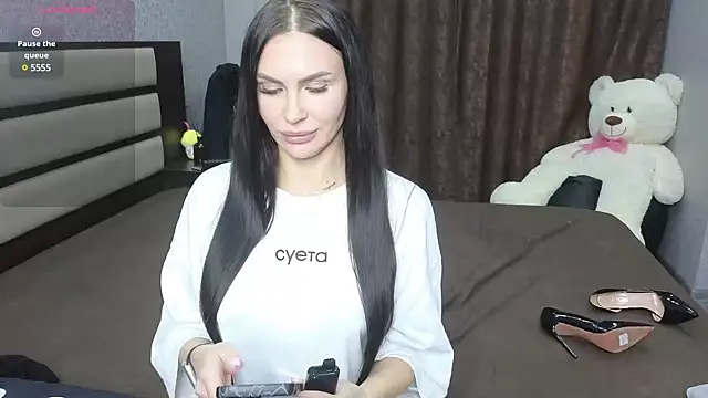 KimDavisBaby online show from December 15, 2024, 5:20 pm