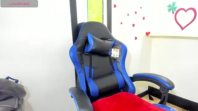 Bonnye star online show from April 22, 2026, 3:53 am