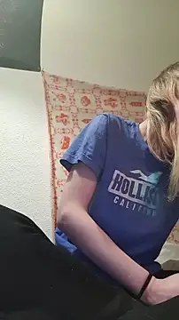 emma neko online show from March 2, 2026, 1:30 am