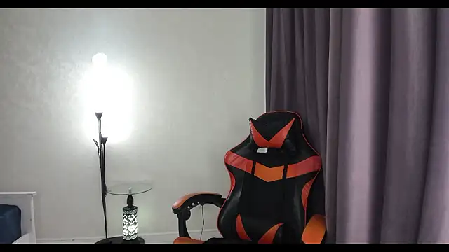 Missykitty01 online show from February 14, 2026, 11:40 am