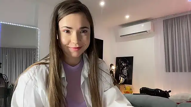 Mika Miller online show from November 9, 2025, 11:25 pm