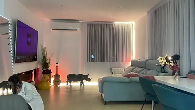 Mika Miller online show from January 13, 2026, 12:27 am