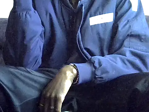 Delicious-D online show from December 5, 2025, 8:34 am