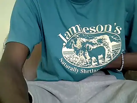 Delicious-D online show from July 7, 2026, 5:43 am