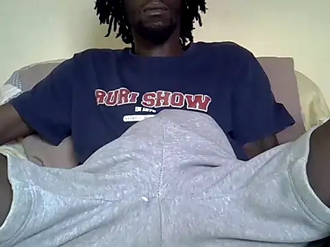Delicious-D online show from August 3, 2026, 5:39 am