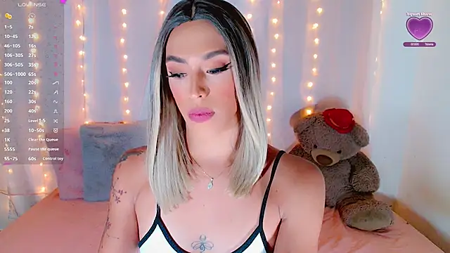 AlanaBekeer online show from September 12, 2025, 11:04 pm