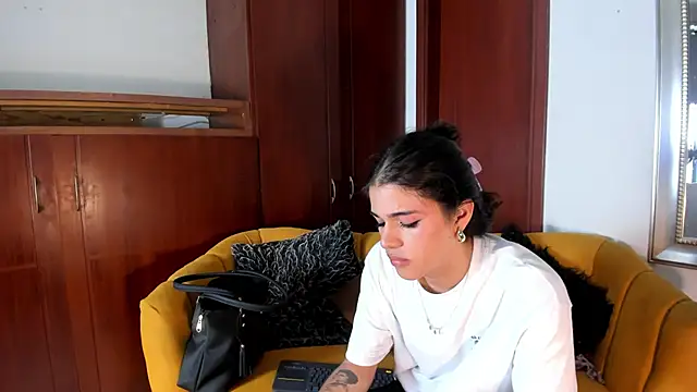 NoahCasstro online show from February 13, 2025, 7:31 pm