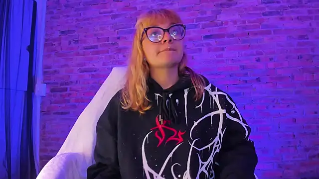 Sweet Namii online show from February 5, 2025, 2:29 am