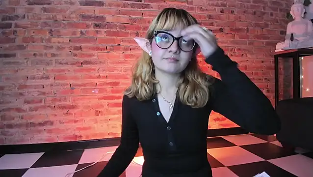 Sweet Namii online show from March 20, 2025, 5:46 am