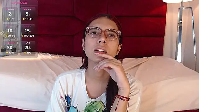 sara saenz99 online show from January 26, 2025, 1:52 am