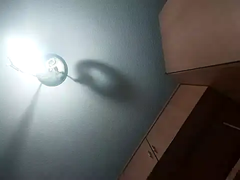 skrigul12 online show from September 19, 2025, 4:18 pm