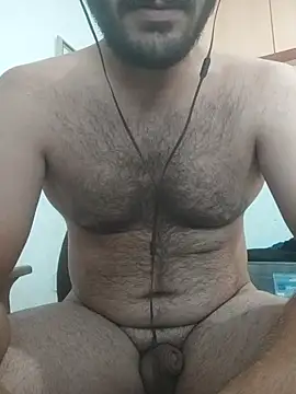 skrigul12 online show from April 26, 2026, 3:32 pm