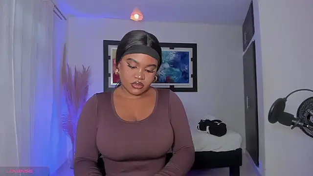 Snapshot of Scarlett_811 chatting on April 14, 2026, 9:10 pm Scarlett 811 online show from April 14, 2026, 9:10 pm