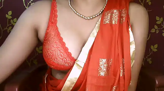 Snapshot of VR_here_4U chatting on December 29, 2024, 5:01 pm VR here 4U online show from December 29, 2024, 5:01 pm