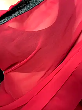 Snapshot of VR_here_4U chatting on November 21, 2025, 1:54 pm VR here 4U online show from November 21, 2025, 1:54 pm