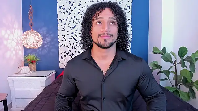 MikeEstevess online show from February 8, 2025, 6:01 am