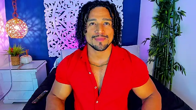 Snapshot of MikeEstevess chatting on July 26, 2026, 6:21 am MikeEstevess online show from July 26, 2026, 6:21 am