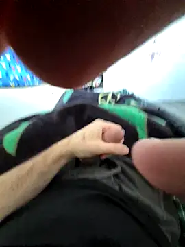 hungandnerdy420 online show from February 26, 2026, 7:35 pm