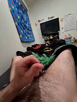 hungandnerdy420 online show from May 24, 2026, 7:13 am