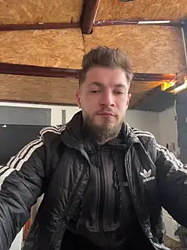 jimmyy  online show from February 28, 2026, 9:21 am