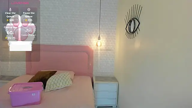 Kittytimberlake online show from March 24, 2026, 1:27 pm