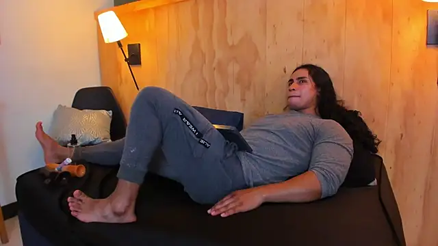 jacob-coper online show from February 18, 2025, 6:26 am