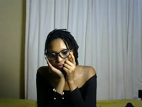 StarBarbiee online show from October 25, 2025, 1:02 am