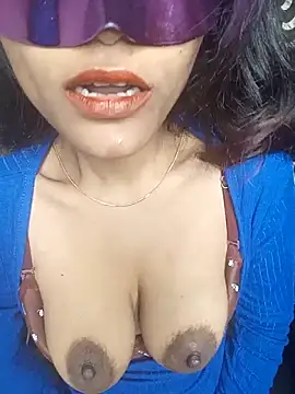 REVA DARLING online show from November 27, 2025, 4:36 am