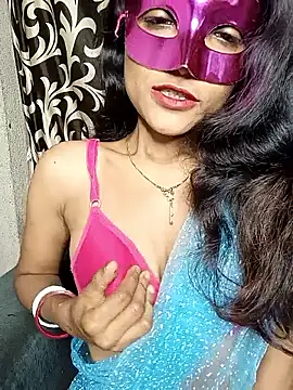 Snapshot of REVA_DARLING chatting on May 17, 2026, 2:09 am REVA DARLING online show from May 17, 2026, 2:09 am