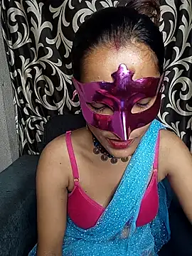 Snapshot of REVA_DARLING chatting on May 22, 2026, 3:57 am REVA DARLING online show from May 22, 2026, 3:57 am