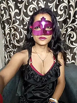 Snapshot of REVA_DARLING chatting on June 8, 2026, 3:12 pm REVA DARLING online show from June 8, 2026, 3:12 pm