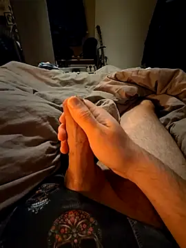 ruffuuss online show from October 21, 2025, 7:36 pm