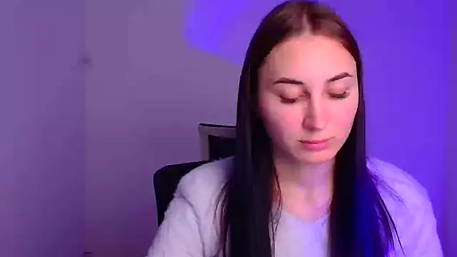 Jennifer Blum online show from December 22, 2024, 10:17 am