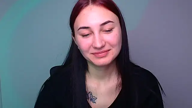 Jennifer Blum online show from February 9, 2025, 2:28 am