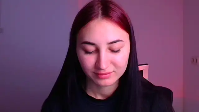 Jennifer Blum online show from February 9, 2025, 6:16 pm