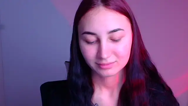 Jennifer Blum online show from February 12, 2025, 6:08 am