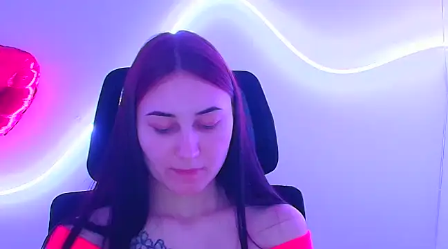 Jennifer Blum online show from February 26, 2025, 12:27 am